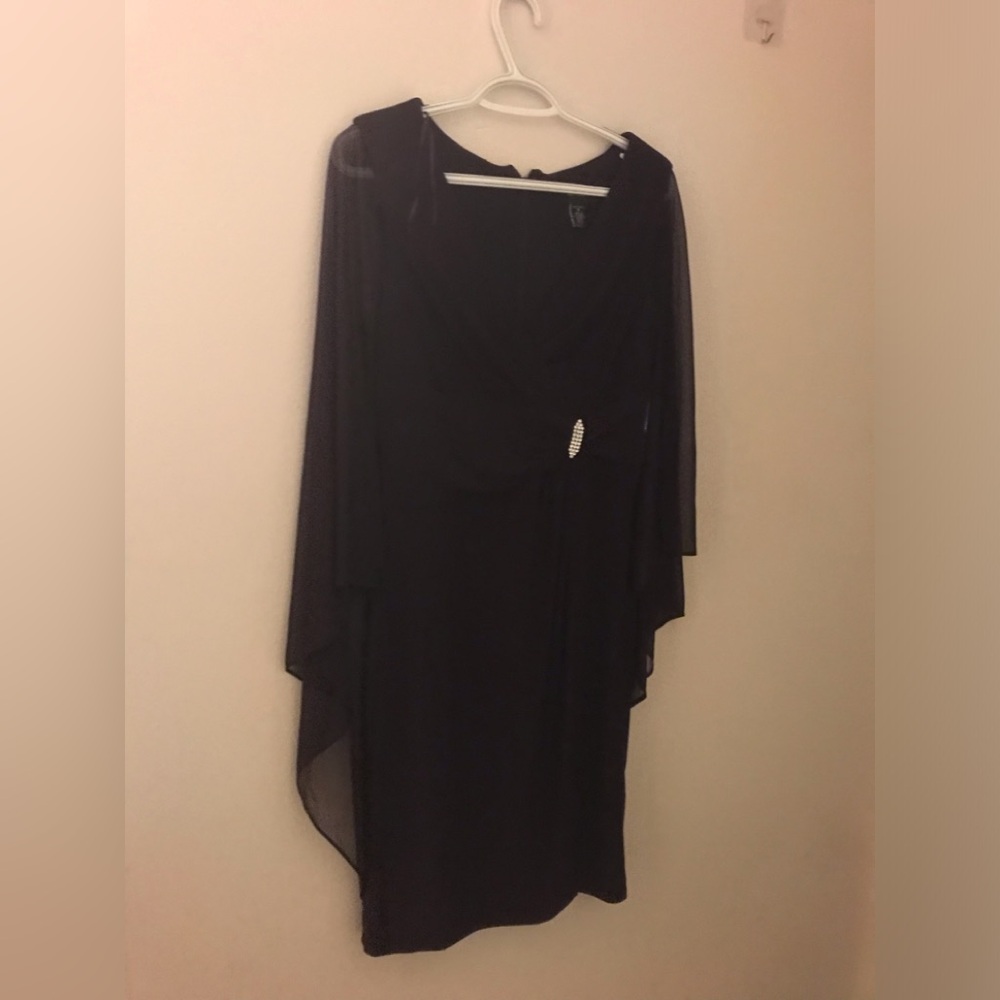*3 for 25 Bundle and Save.R&M Richards Black Long Sleeve Dress